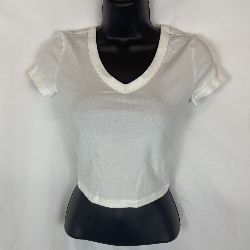 Wild Fable Womens Short Sleeve V Neck T-Shirt White Size XXS NWT Cropped Basic
